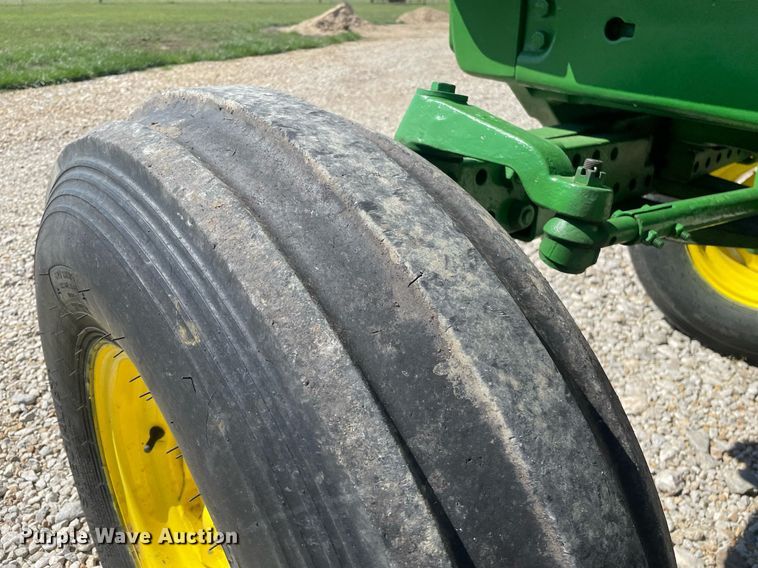 image for item MS9578 John Deere 4240  tractor