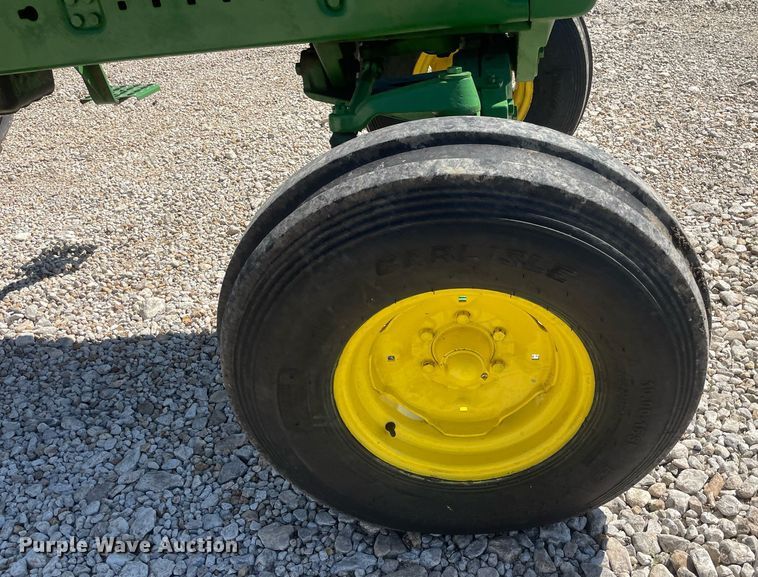 image for item MS9578 John Deere 4240  tractor