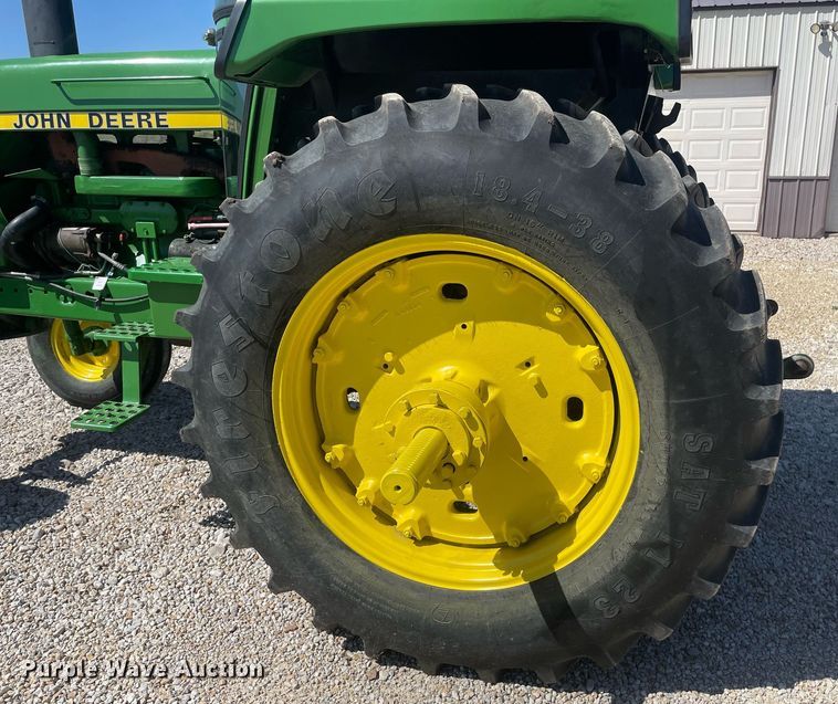 image for item MS9578 John Deere 4240  tractor