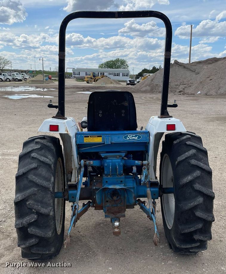 image for item MS9629 Ford 1520  tractor