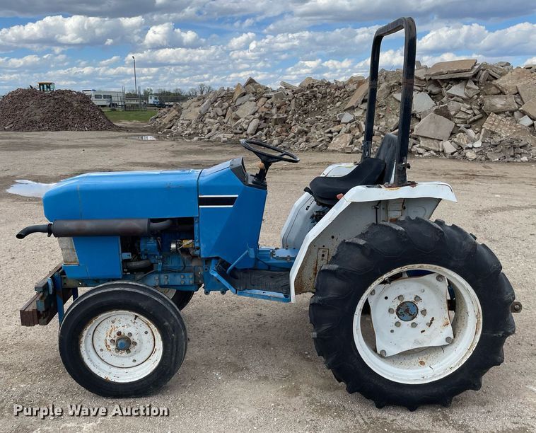 image for item MS9629 Ford 1520  tractor