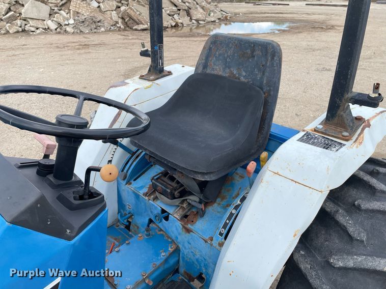 image for item MS9629 Ford 1520  tractor