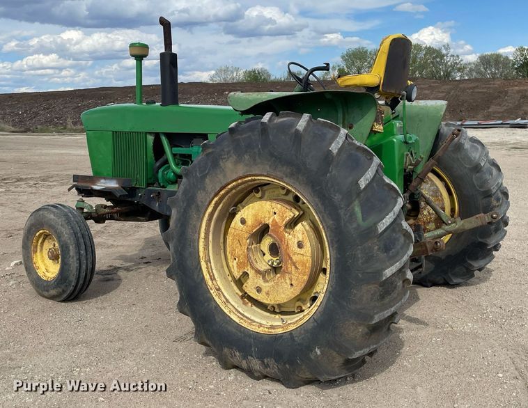 image for item MS9630 1961 John Deere 4010  tractor