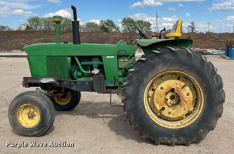 image for item MS9630 1961 John Deere 4010  tractor