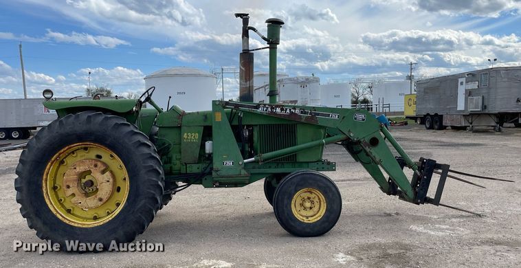 image for item MS9631 1972 John Deere 4320  tractor