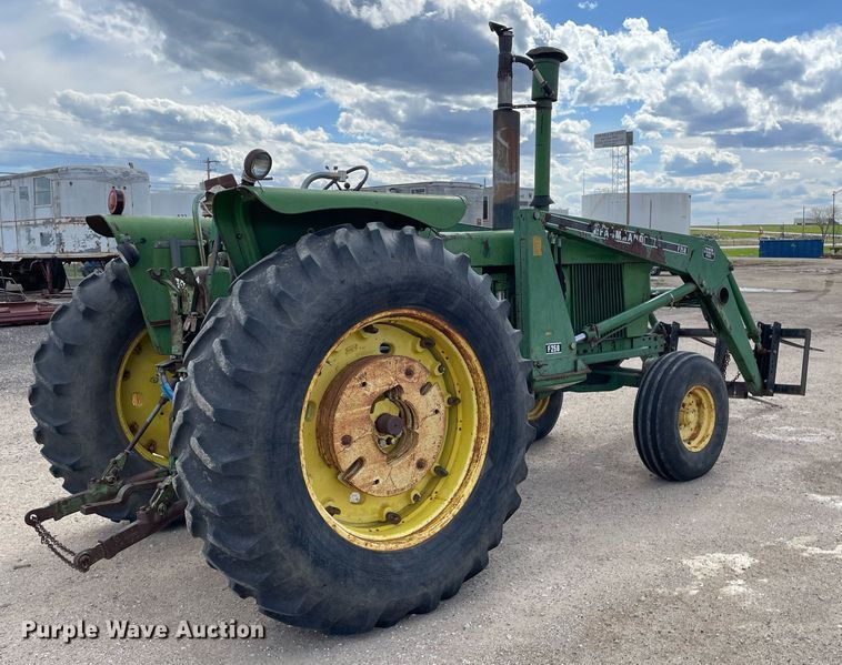 image for item MS9631 1972 John Deere 4320  tractor