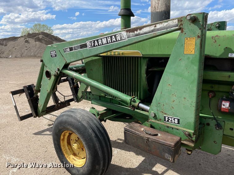 image for item MS9631 1972 John Deere 4320  tractor
