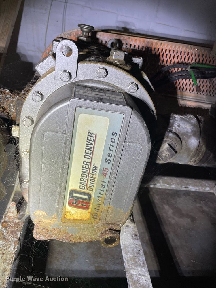 image for item MS9650 Gardner Denver GGDBADA  grain blower