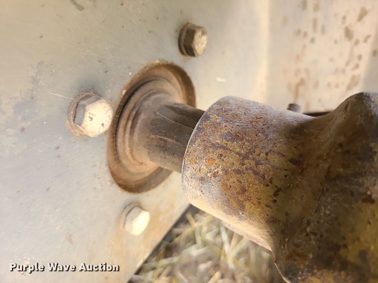 image for item MX9725 2004 Krone AM323S  disc mower