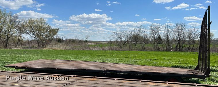 image for item MY9719 Hay trailer