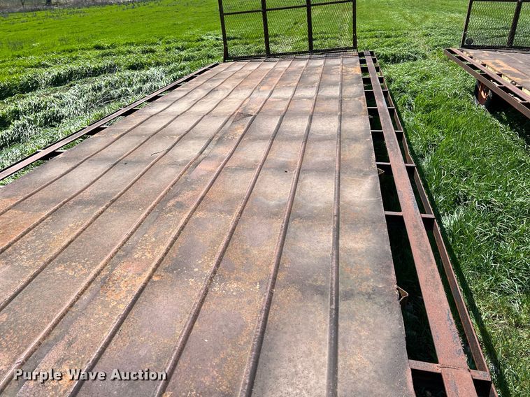 image for item MY9719 Hay trailer