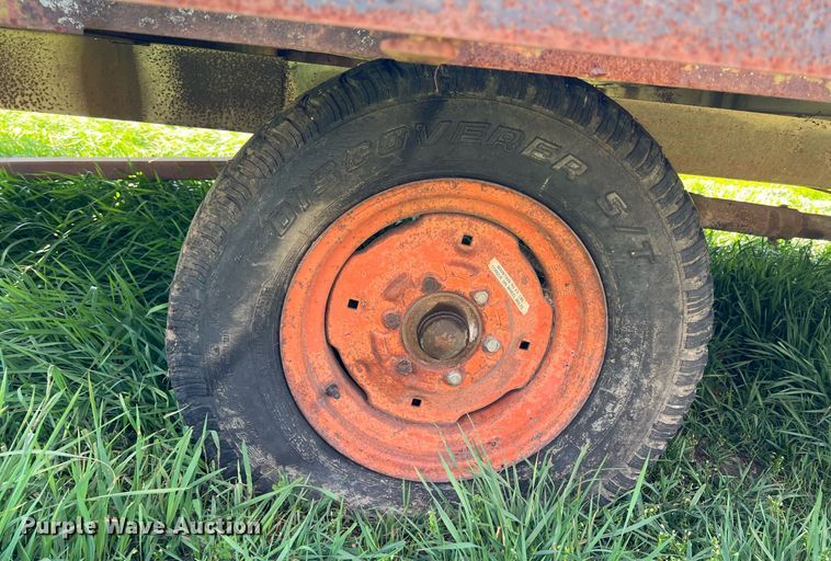 image for item MY9719 Hay trailer