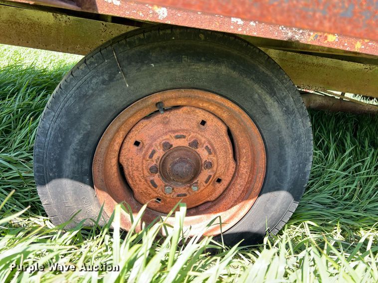 image for item MY9719 Hay trailer