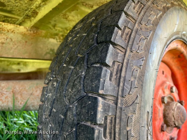 image for item MY9719 Hay trailer