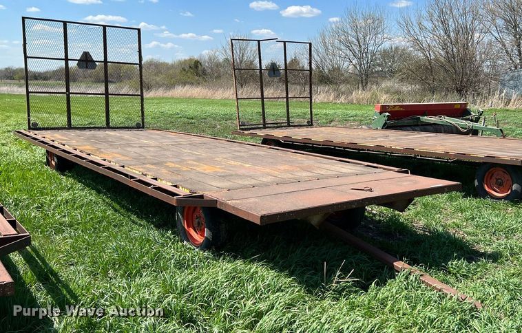 image for item MY9720 Hay trailer