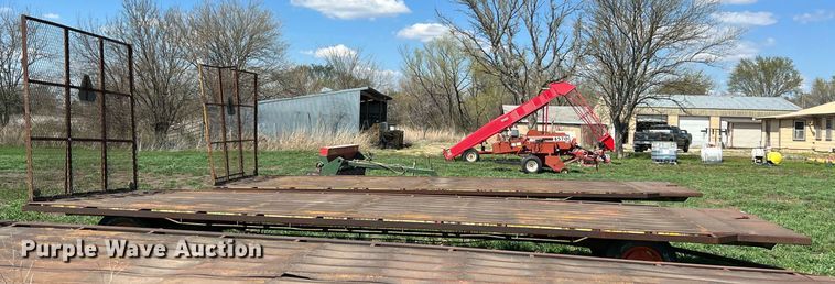 image for item MY9720 Hay trailer