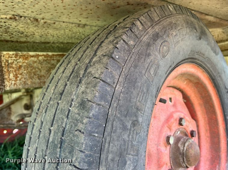 image for item MY9720 Hay trailer