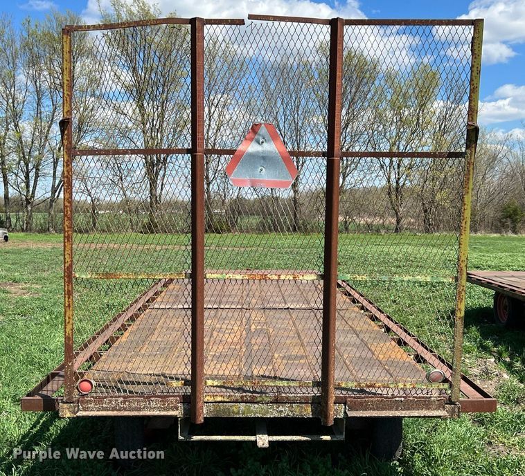 image for item MY9721 Hay trailer