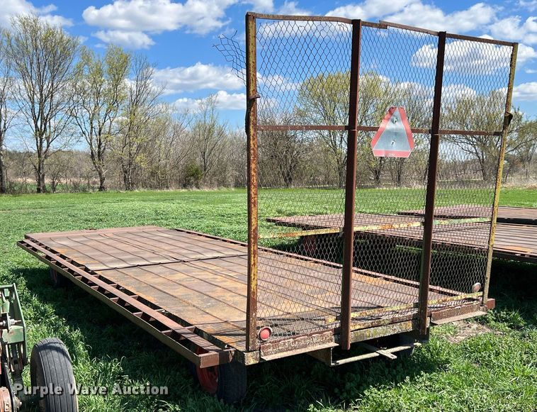 image for item MY9721 Hay trailer