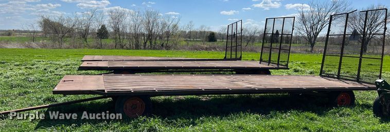 image for item MY9721 Hay trailer