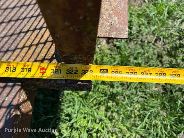 image for item MY9721 Hay trailer