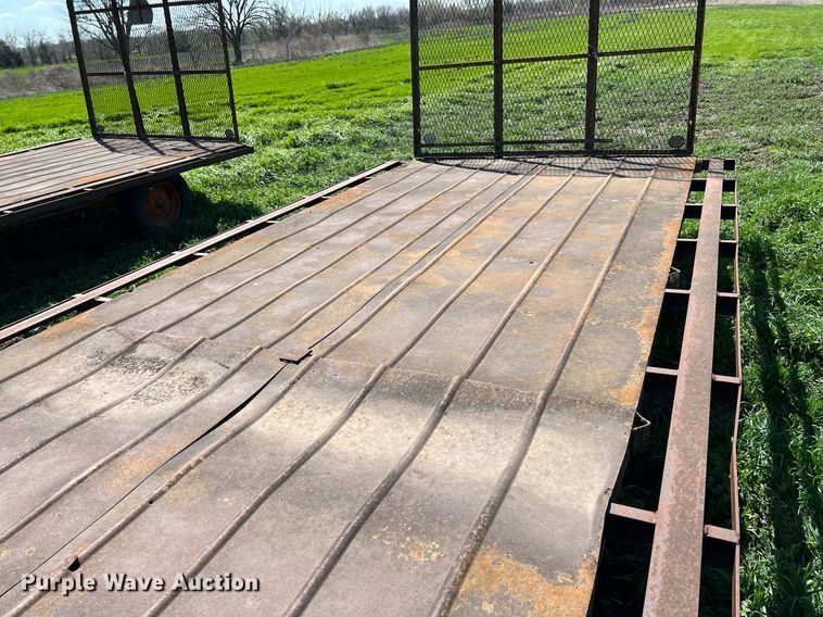 image for item MY9721 Hay trailer