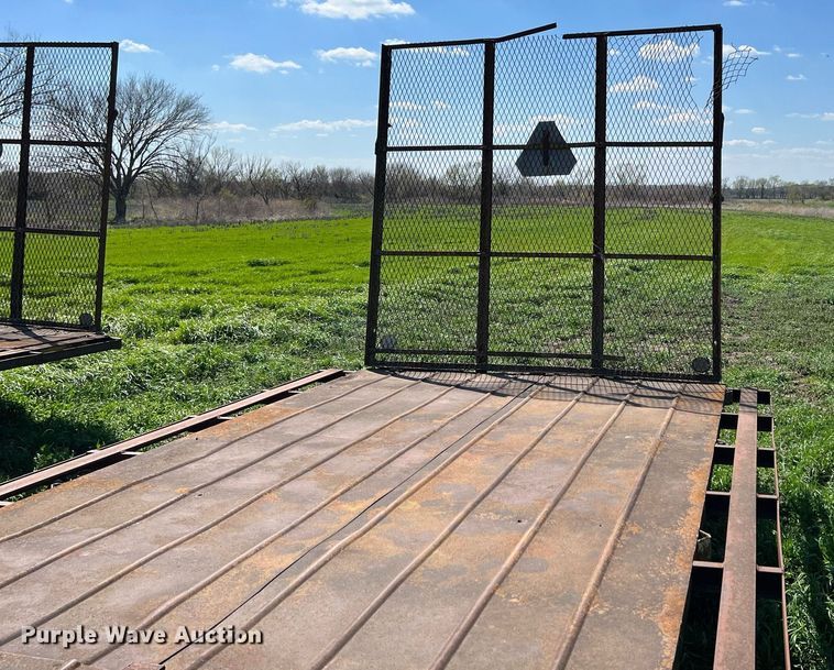 image for item MY9721 Hay trailer