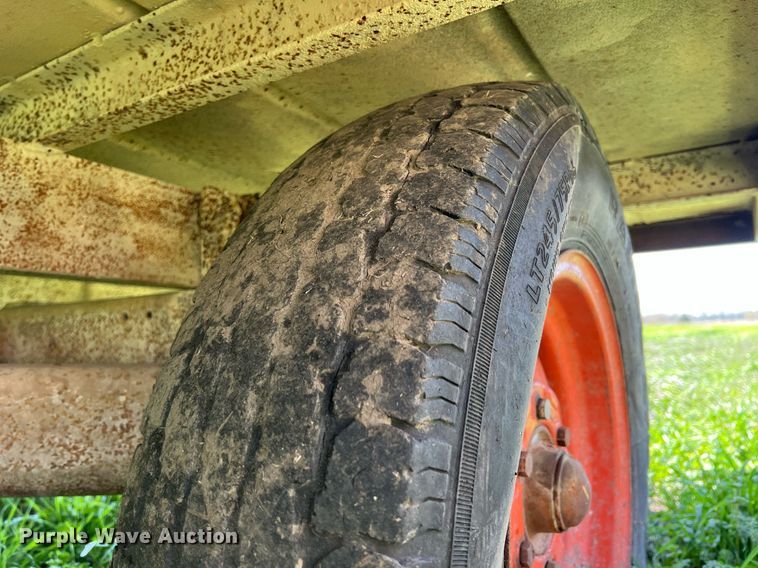 image for item MY9721 Hay trailer