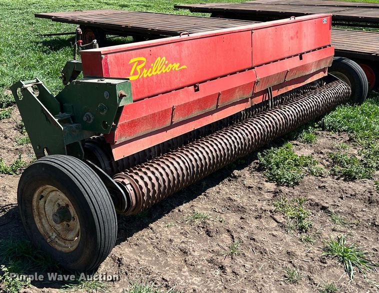 image for item MY9722 Brillion SS12  seeder