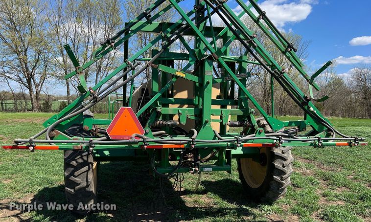 image for item MY9724 Great Plains CF600  sprayer