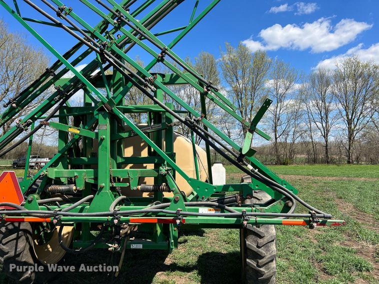 image for item MY9724 Great Plains CF600  sprayer