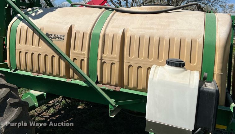image for item MY9724 Great Plains CF600  sprayer