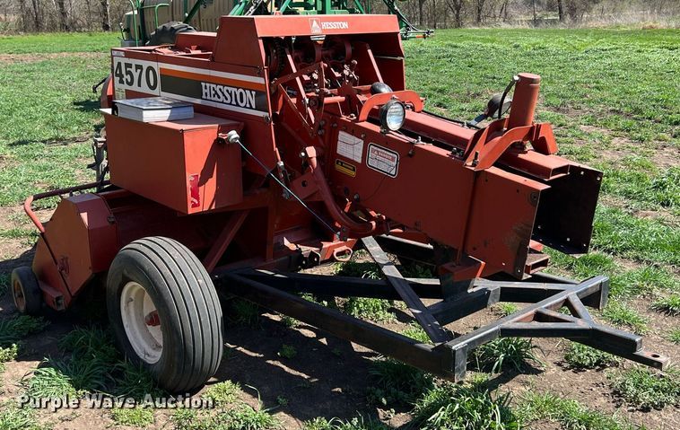 image for item MY9725 Hesston 4570  small square baler