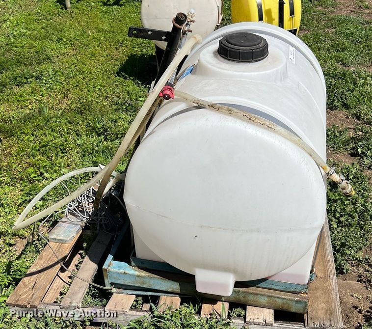 image for item MY9727 Harvest Tec 457  applicator