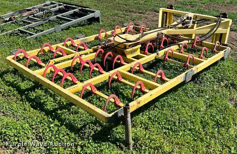 image for item MY9729 Skid steer bale accumulator grapple