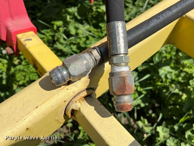 image for item MY9729 Skid steer bale accumulator grapple