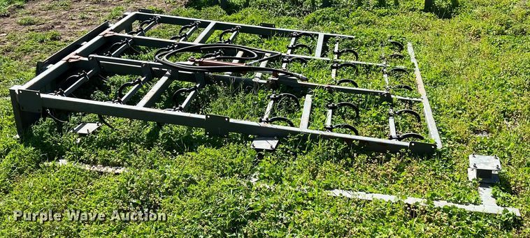 image for item MY9730 Skid steer bale accumulator grapple