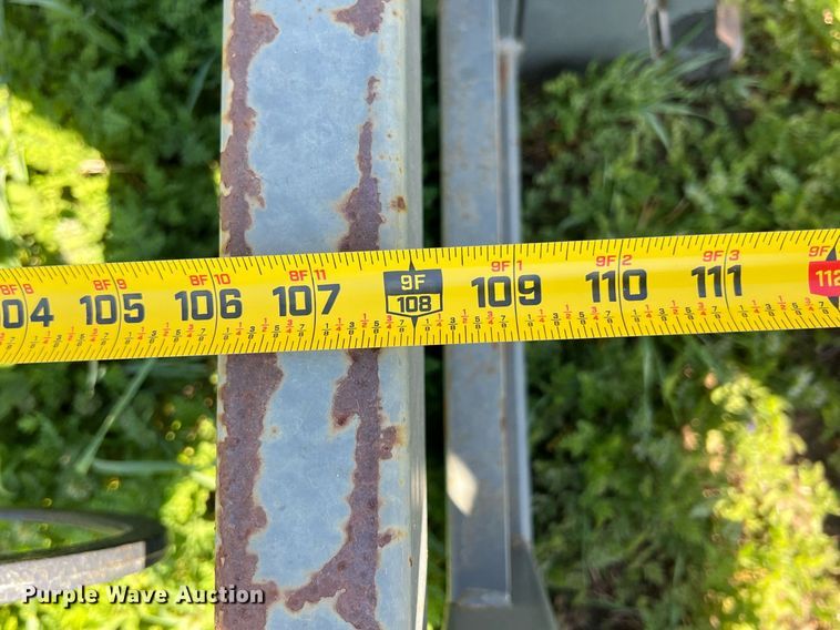 image for item MY9730 Skid steer bale accumulator grapple