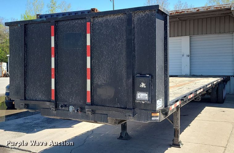 image for item DC6144 1988 Utility  flatbed trailer