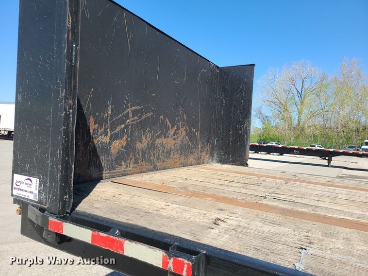 image for item DC6144 1988 Utility  flatbed trailer