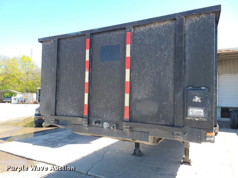 image for item DC6144 1988 Utility  flatbed trailer