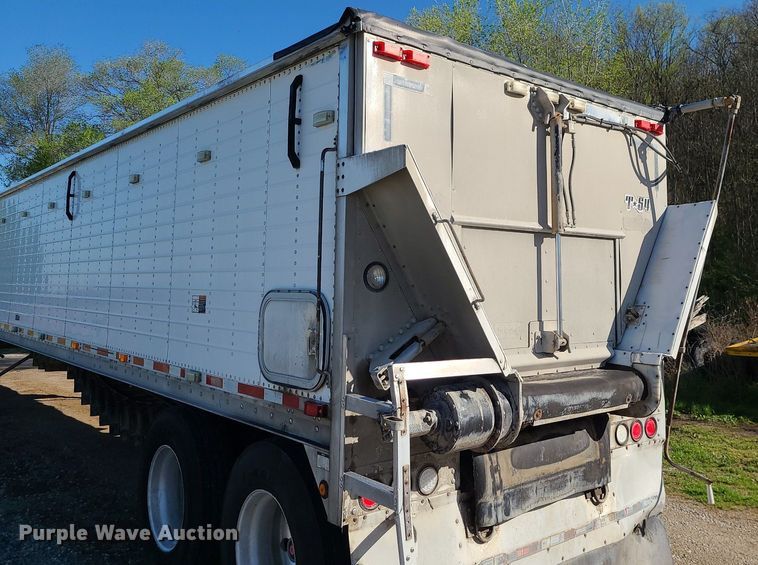image for item DC6148 2010 Wilson DWBT-650  live bottom trailer