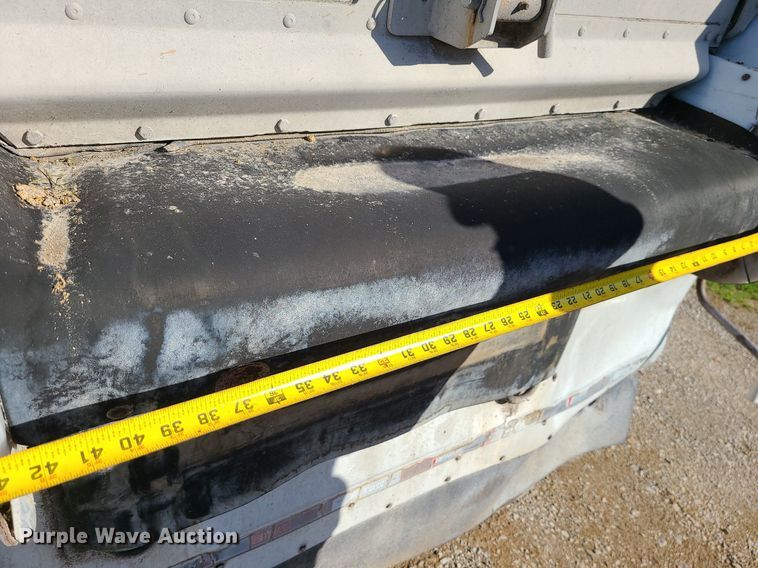 image for item DC6148 2010 Wilson DWBT-650  live bottom trailer