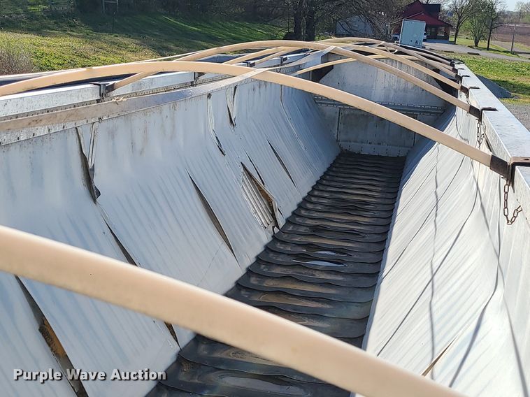 image for item DC6148 2010 Wilson DWBT-650  live bottom trailer