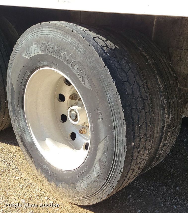 image for item DC6148 2010 Wilson DWBT-650  live bottom trailer