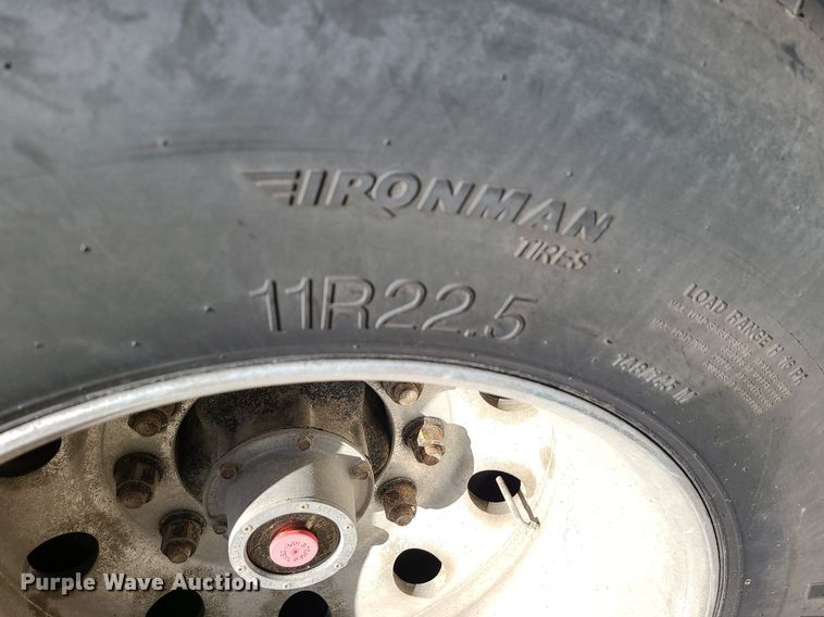 image for item DC6148 2010 Wilson DWBT-650  live bottom trailer