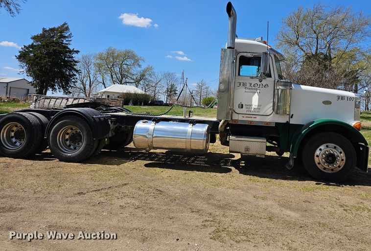 image for item DK1739 1997 Peterbilt 378  semi truck