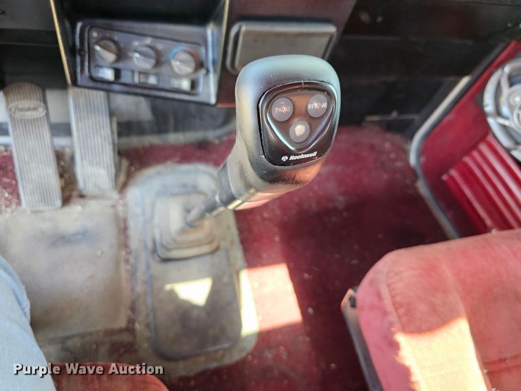 image for item DK1739 1997 Peterbilt 378  semi truck