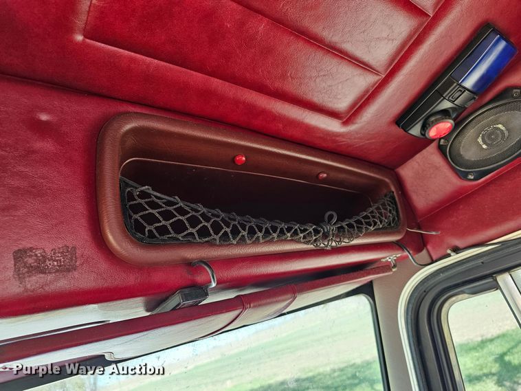 image for item DK1739 1997 Peterbilt 378  semi truck