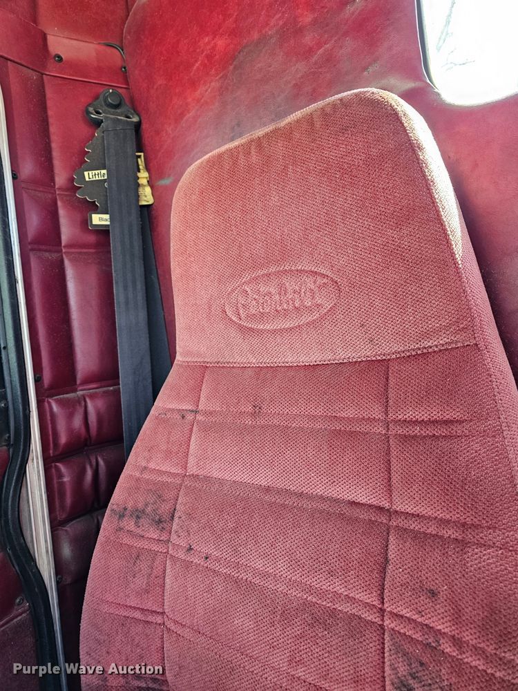 image for item DK1739 1997 Peterbilt 378  semi truck